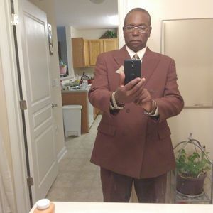 Meet your Posher, Henry